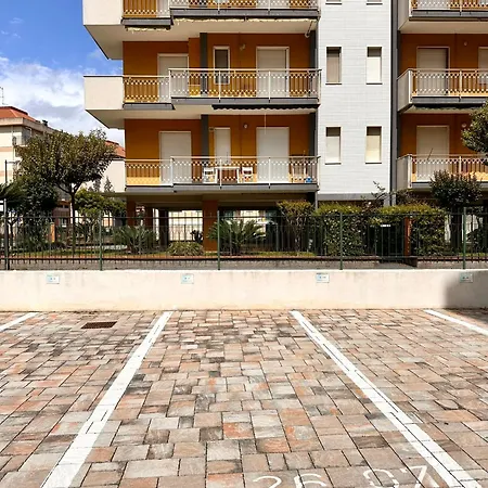 Hostdomus - Blues Apartament *
